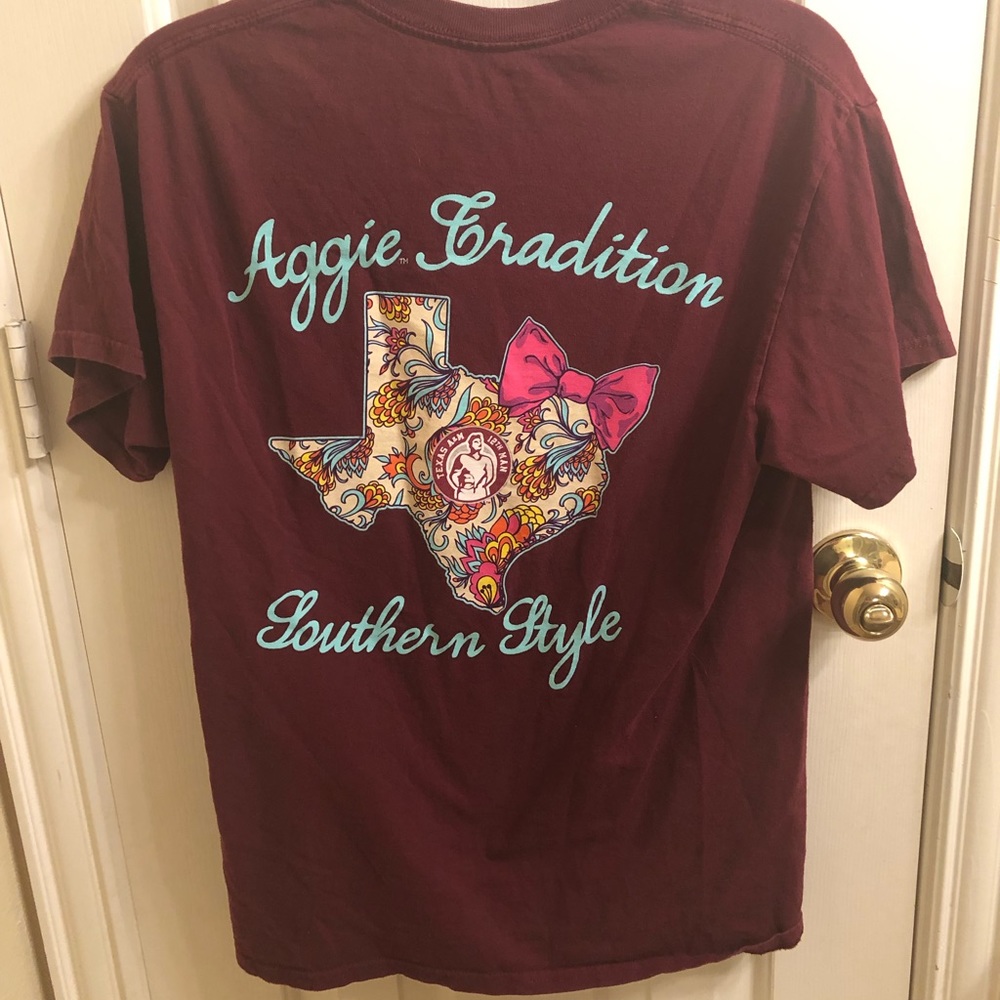 Texas a&m shirt in maroon